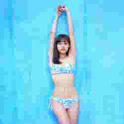 Ray モデル松元絵里花 水着姿で美ボディ披露 少し成長した私を見てもらいたい モデルプレス
