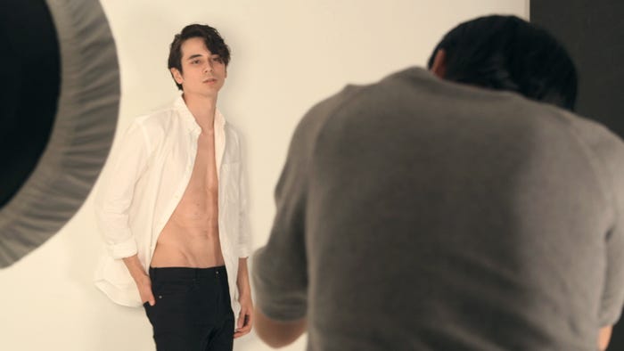 モデル姿の至恩「TERRACE HOUSE OPENING NEW DOORS」4th WEEK(C)フジテレビ/イースト・エンタテインメント