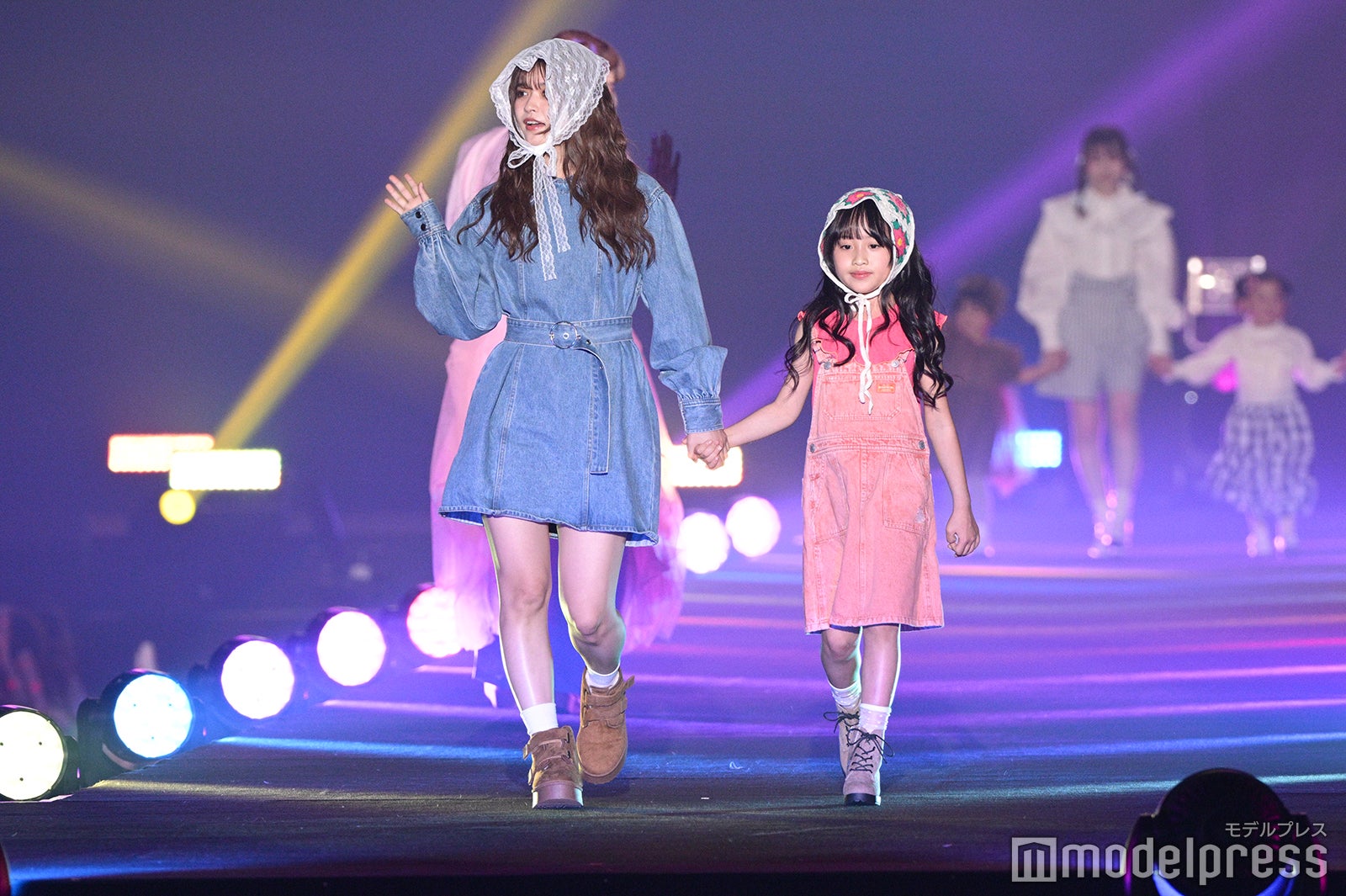 （C）モデルプレス