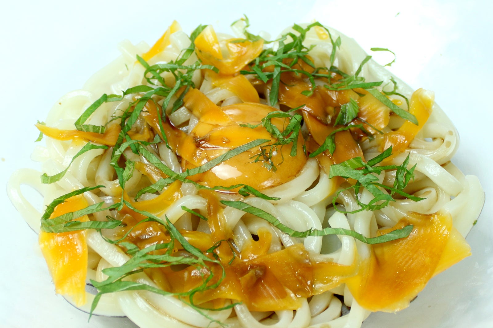 ミモレット釜玉うどん864円／画像提供：CHEESE CRAFT WORKS