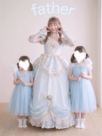 「脳内バグる」48歳"可愛すぎるお父さん"、愛娘とドレス姿で父の日ショット「お姉ちゃんじゃなくて？笑」