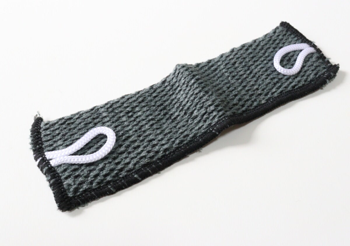 コレ優秀だわ…！スポンジだけだと手が届かない…！アレ専用の100均クリーナー