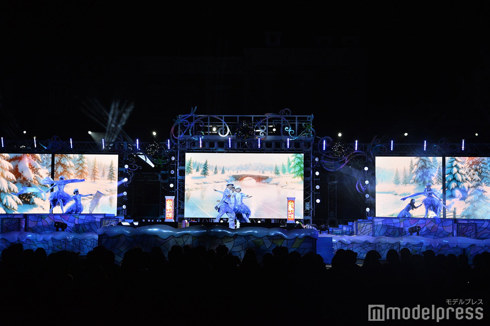 ライト・アップ・ザ・ナイト ～クリスマス・セレブレーション～（C）モデルプレス