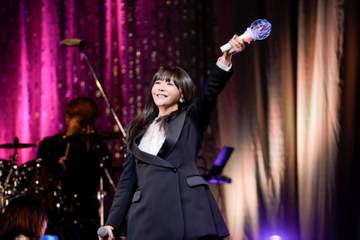 華原朋美 コンサートツアー初日に「重大発表」を投下