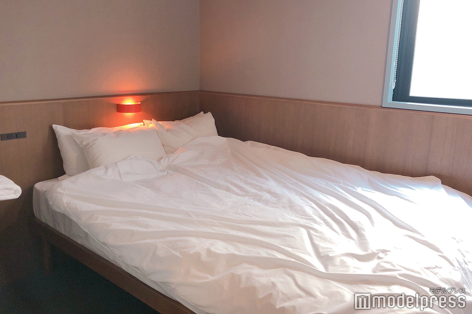 個室（ダブル）（C）モデルプレス