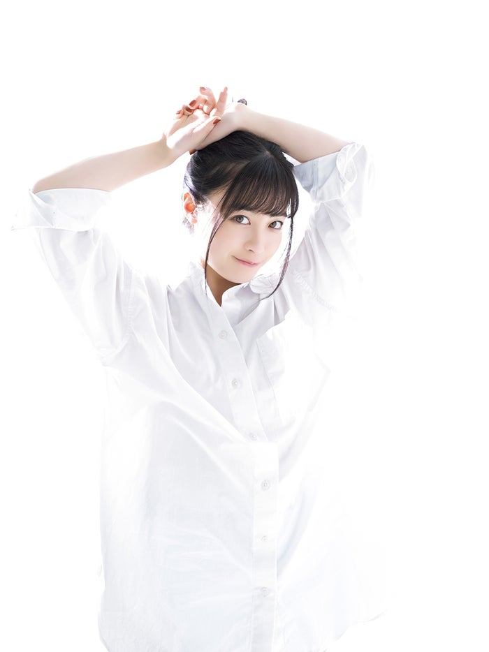 橋本環奈 色白美肌輝く 美しすぎる 笑顔にドキッ モデルプレス 橋本環奈 色白美肌輝く 美しすぎる 笑顔にドキッ モデルプレス