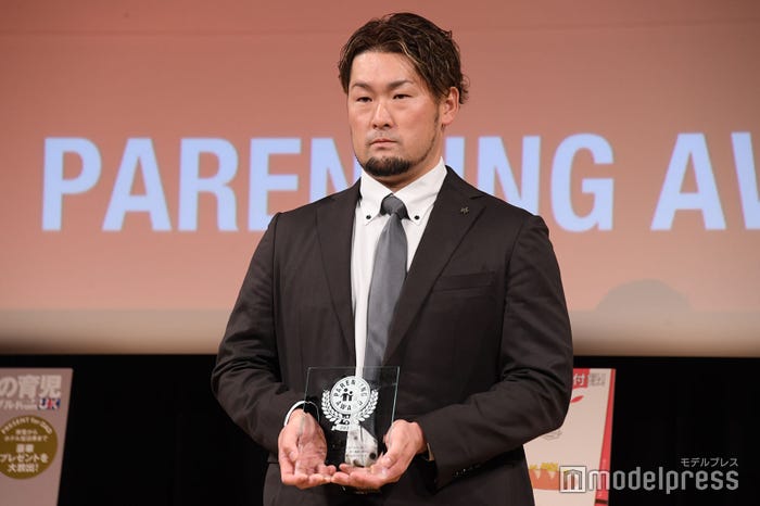 戸柱恭孝選手(C)モデルプレス