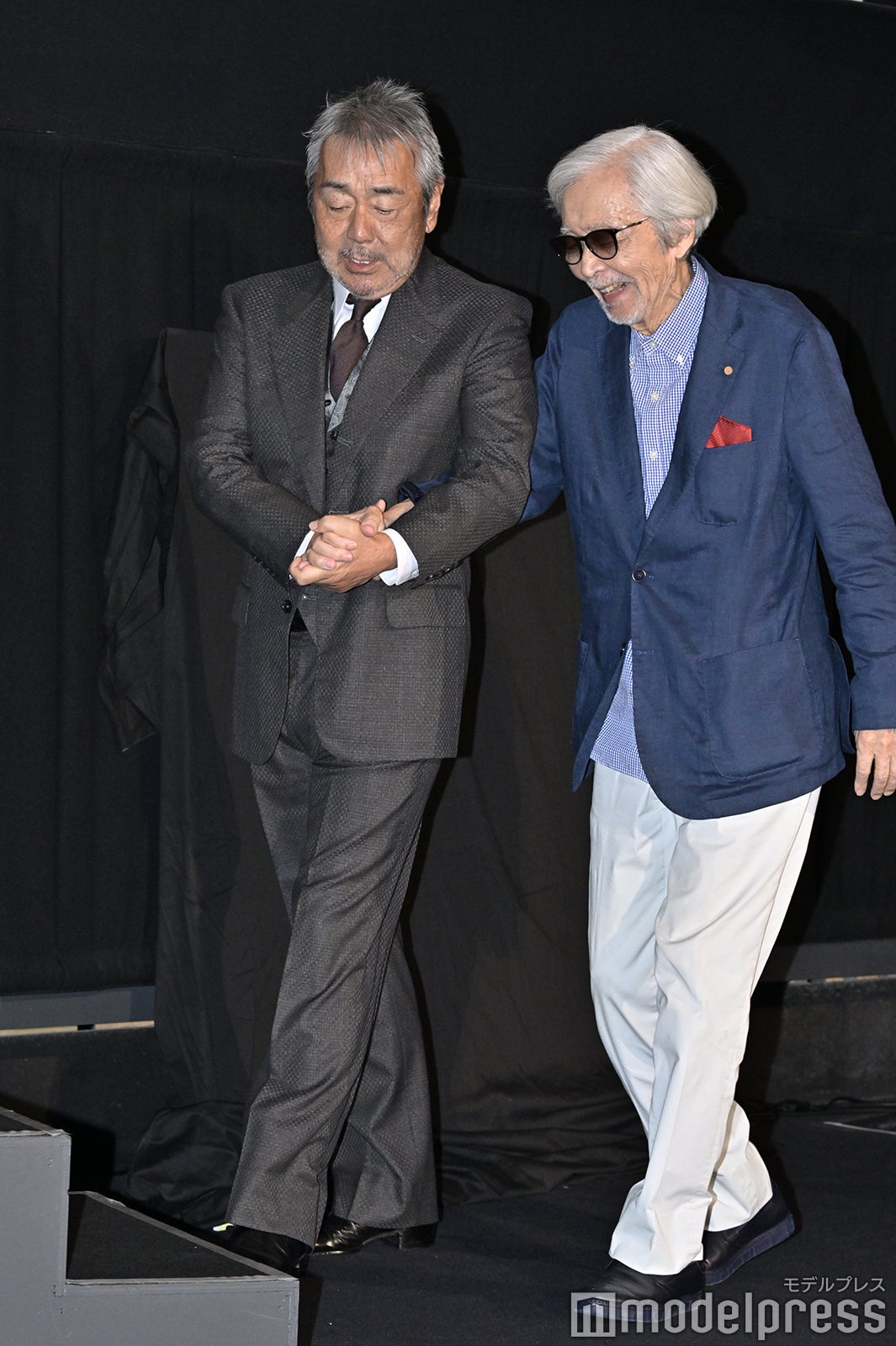 寺尾聰、山田洋次監督（C）モデルプレス