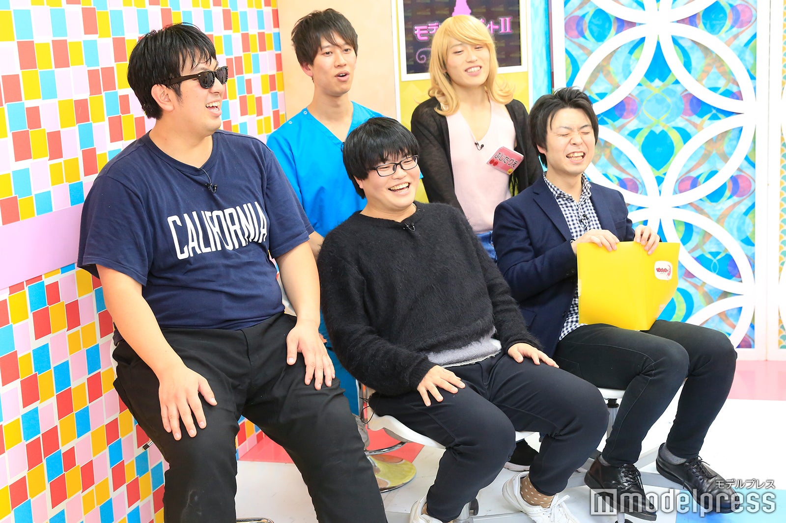 （前列）関町知弘、田所仁（後列左から）実方孝生、しゅんしゅんクリニックP、池田直人 （C）モデルプレス