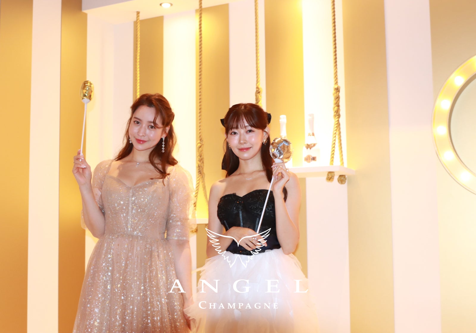 野崎萌香、渡辺美優紀（提供写真）