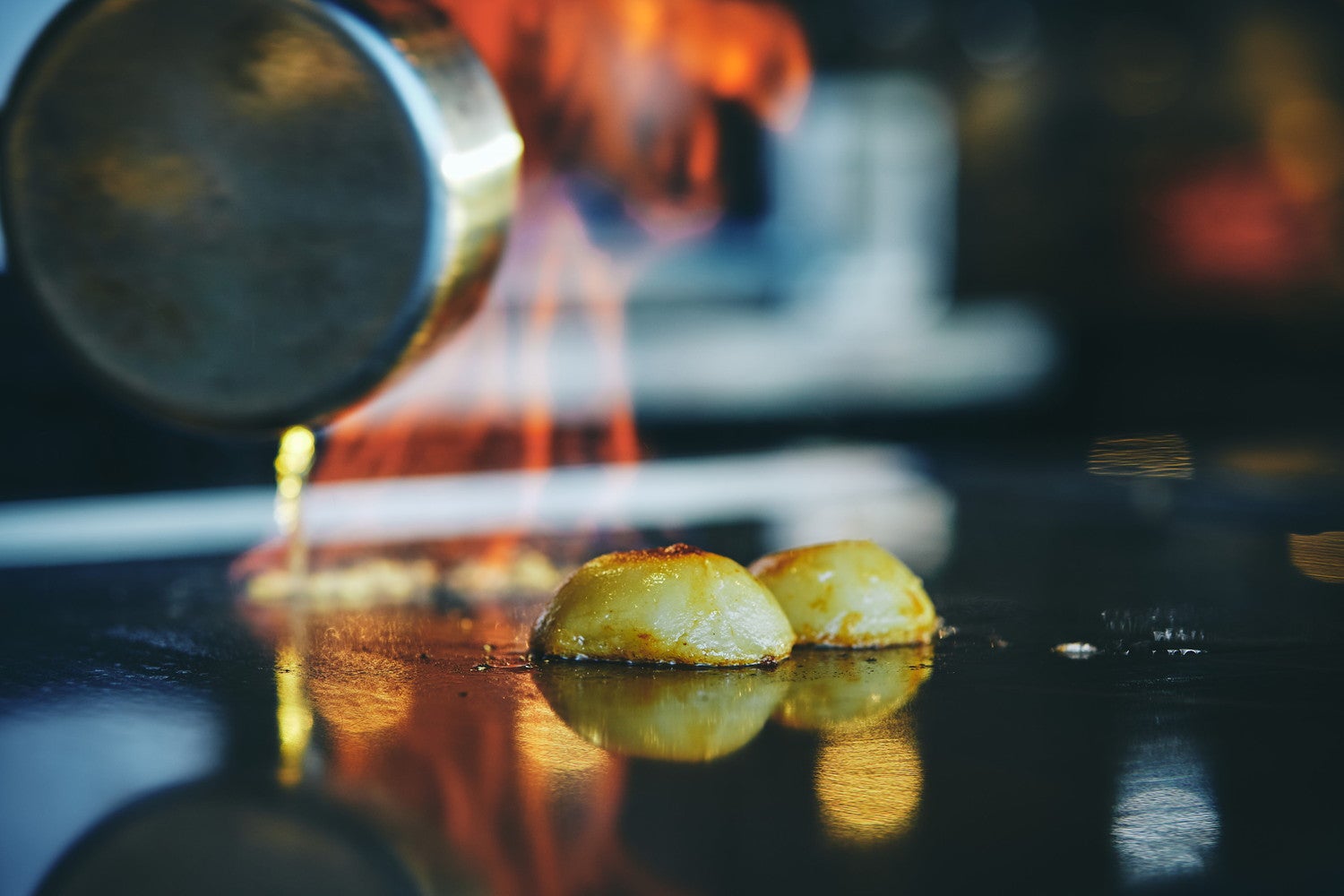 Craft Your Waffle Cone～ピーチ＆アイスクリーム スイーツビュッフェ ～／提供画像