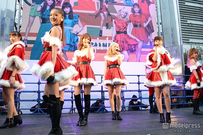 E Girls サンタ姿でサプライズ降臨 3000人熱狂 モデルプレス E Girls サンタ姿でサプライズ降臨 3000人熱狂 モデルプレス