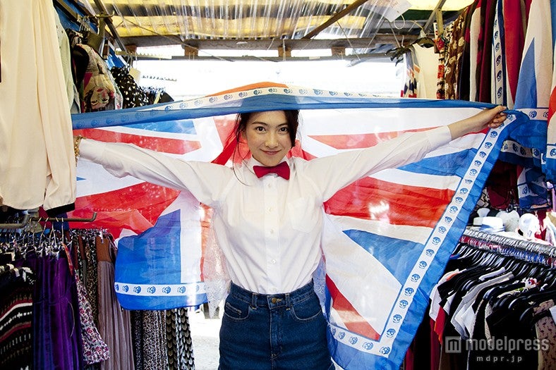 知英／初のスタイルブック『GROW UP！』より／画像提供：マガジンハウス