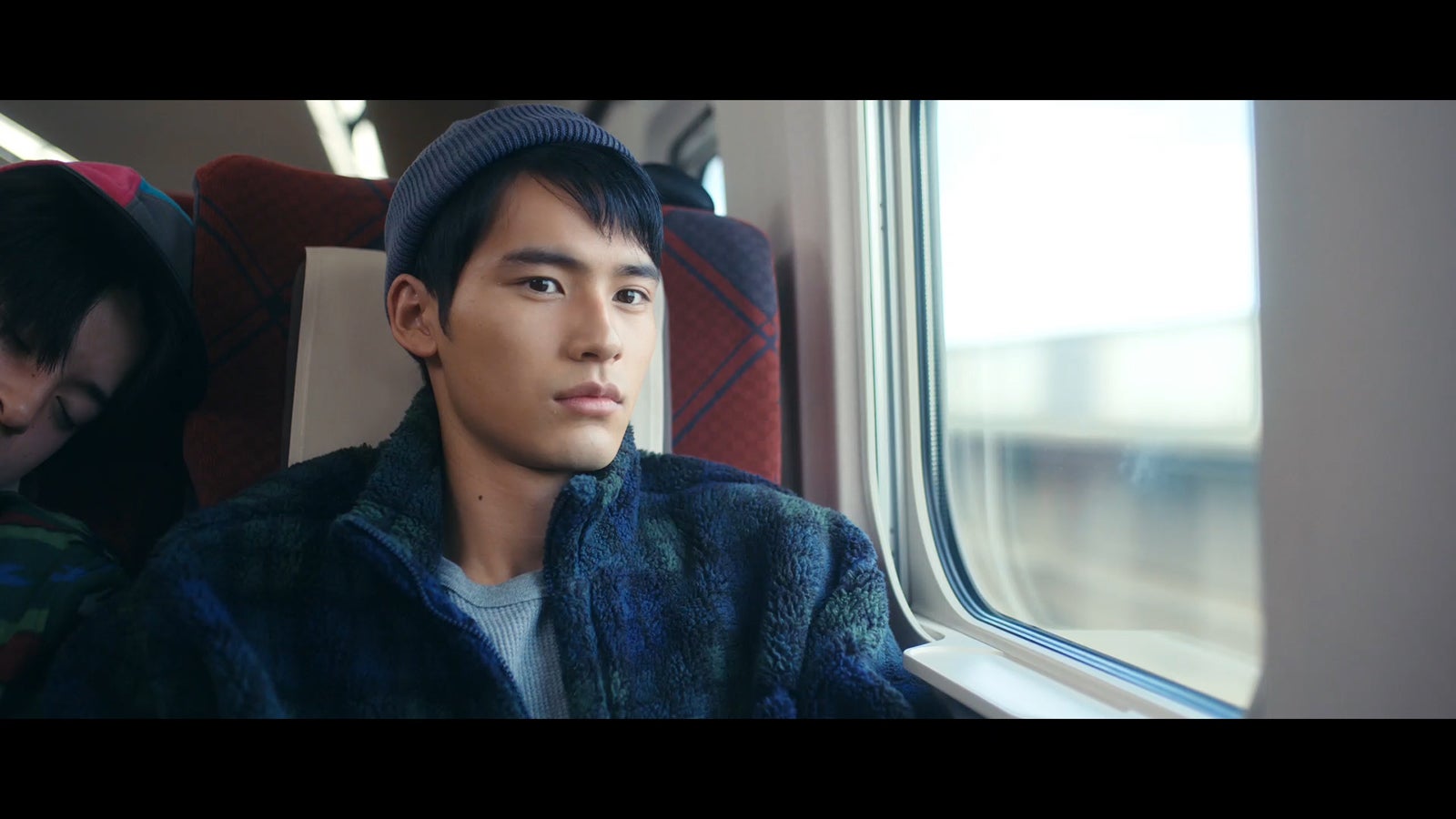 岡田健史／2019年度「JR SKISKI」CMより（提供写真）