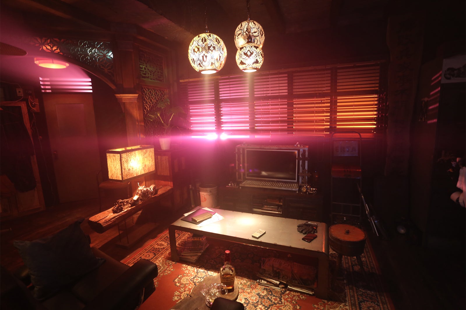 雨宮部屋（C）2017「HiGH＆LOW」製作委員会