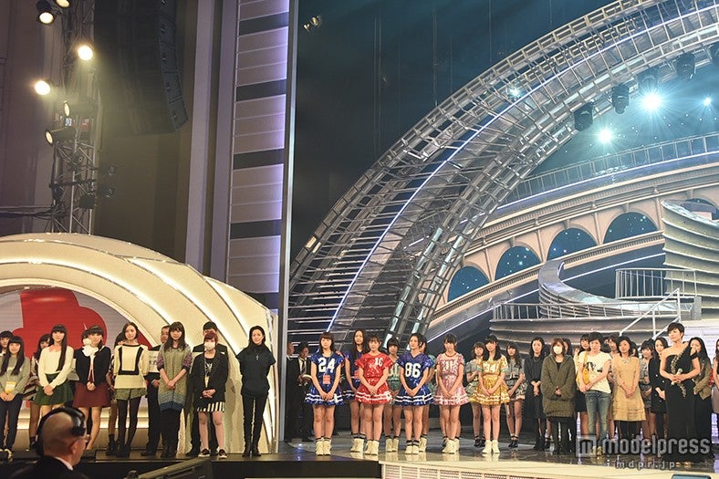 嵐、AKB48、三代目JSBら紅白出演者が顔合わせ＜紅白リハ2日目＞