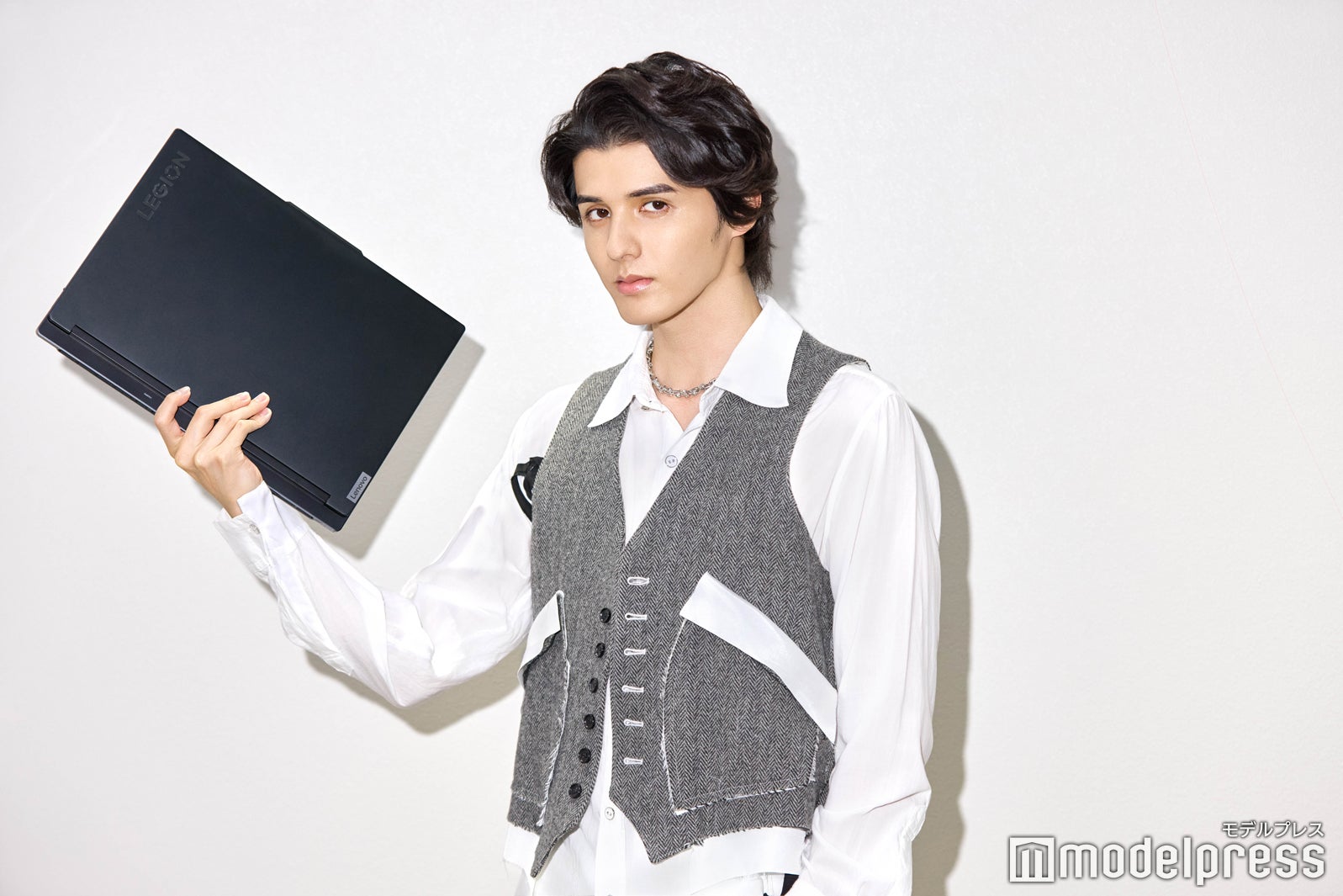 スタンミ（C）モデルプレス