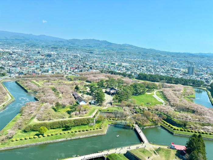 矢島尚也「劇場版『名探偵コナン』の舞台函館・桜の名所弘前を観光!!」(提供写真)