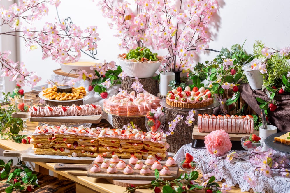静岡で春色いちごスイーツビュッフェ“桜咲くいちごの国のティーパーティー”がテーマ