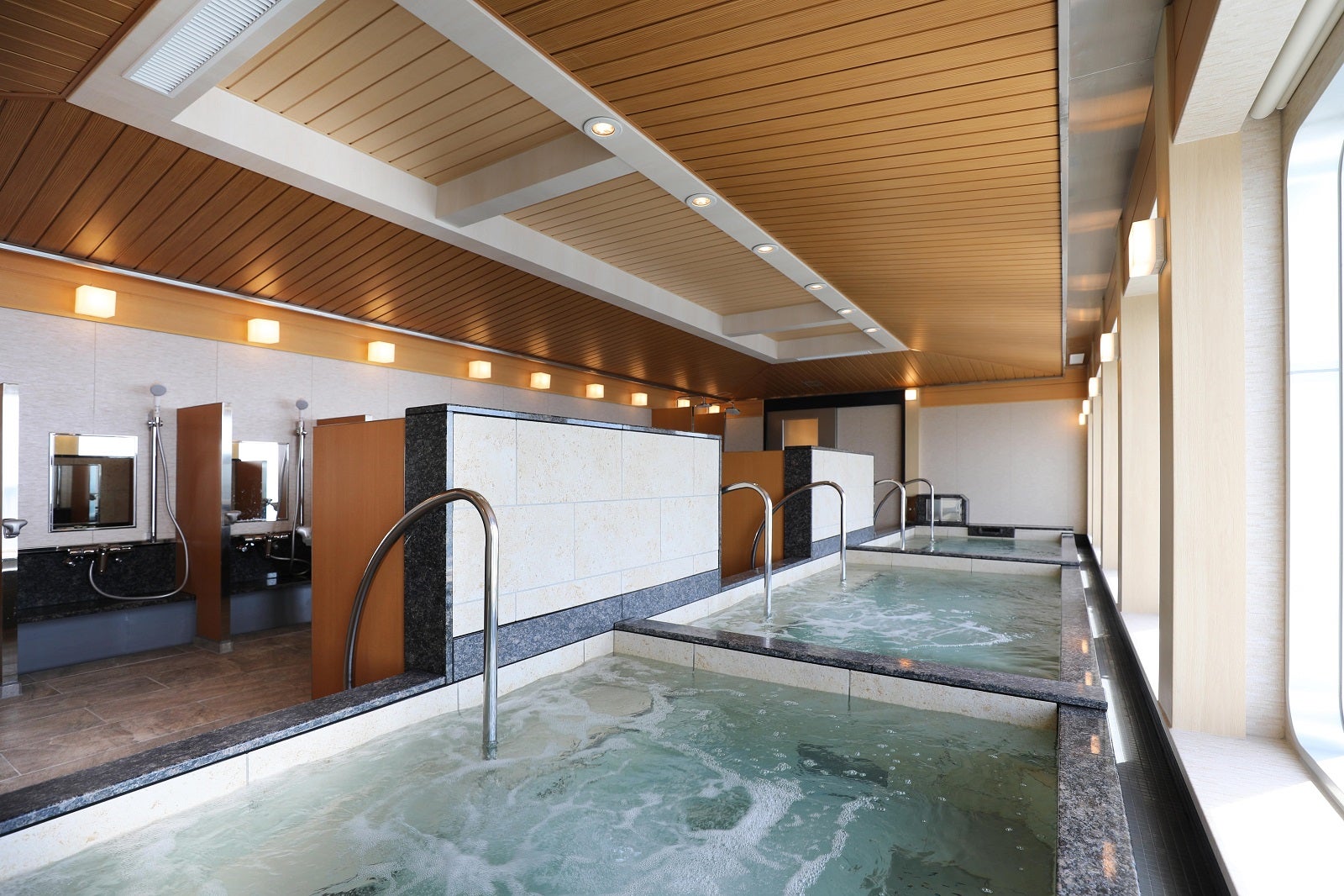 展望大浴場（提供写真）