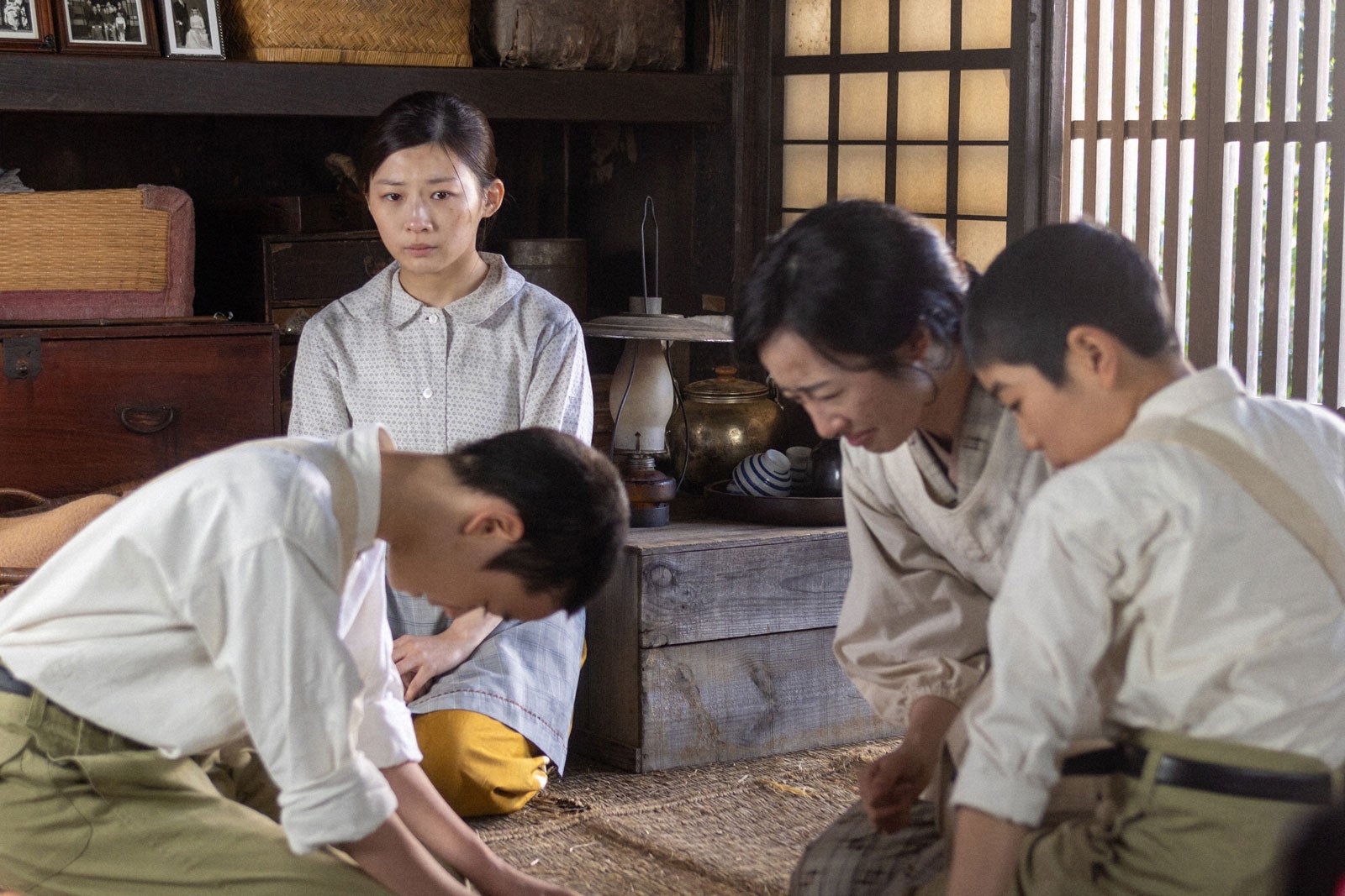 伊藤沙莉、森田望智「虎に翼」（C）NHK