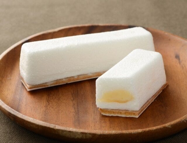 ローソン　ご褒美スティックケーキ　ふわしゅわレモン