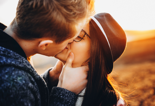 満たされる 女性をドキドキさせる キスの仕方 って モデルプレス