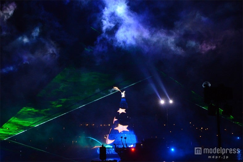 東京ディズニーシー「カラー・オブ・クリスマス」