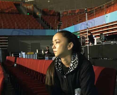 安室奈美恵、最後のアジアツアーの全貌公開 リラックスした素顔も