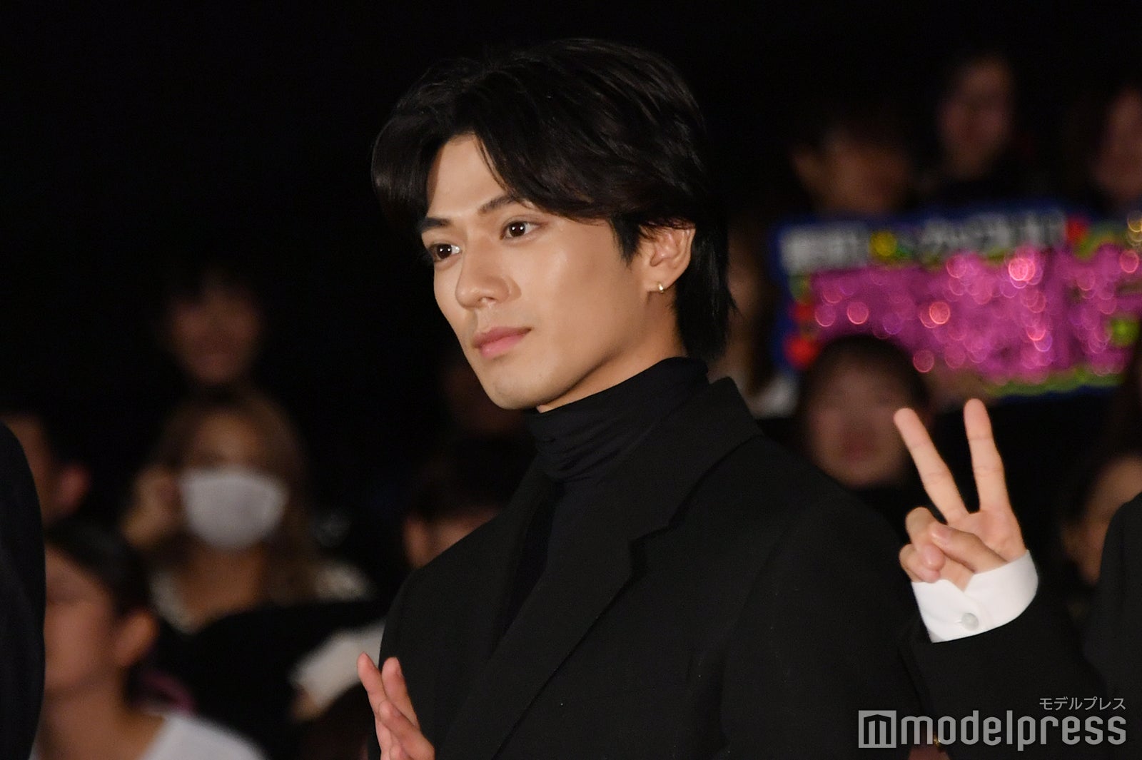 映画『二ノ国』公開記念舞台挨拶に登壇した新田真剣佑（C）モデルプレス