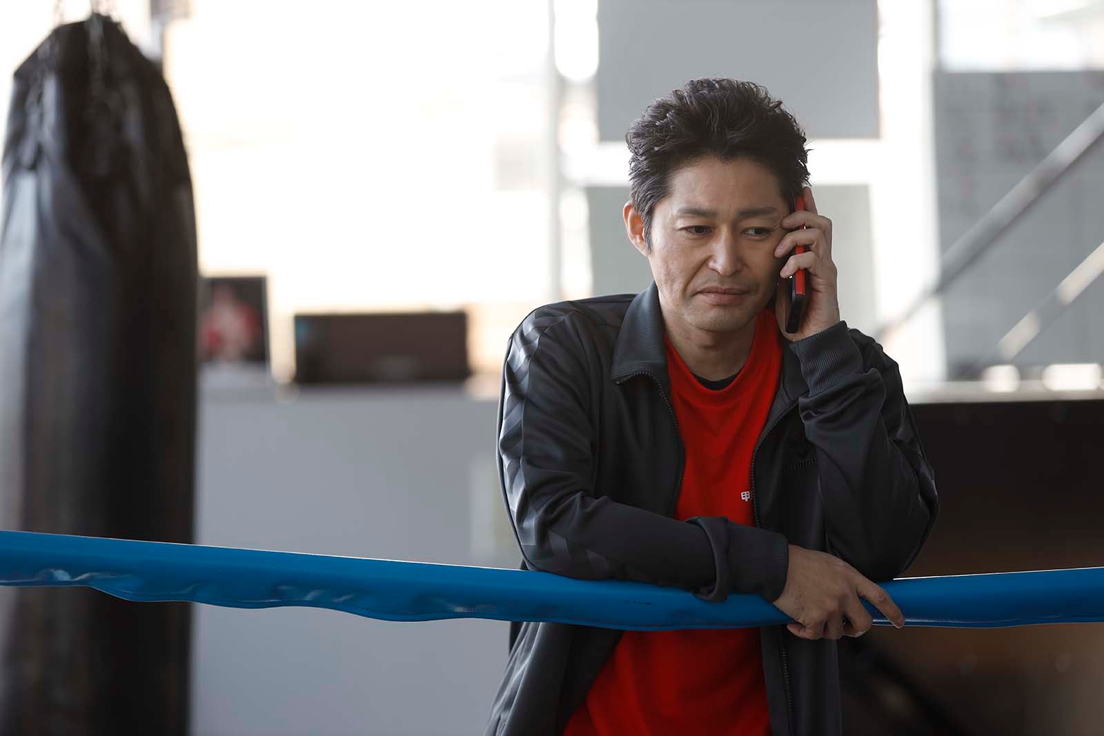  安田顕「未来への10カウント」第2話より（C）テレビ朝日