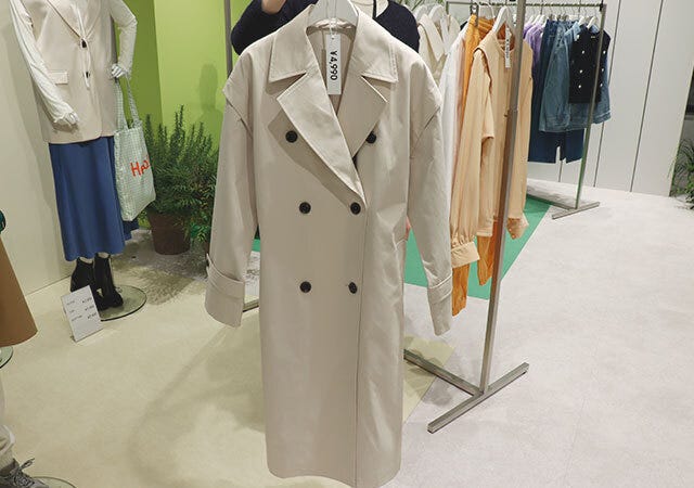 GU　2023　スプリングコレクション　トレンチコート