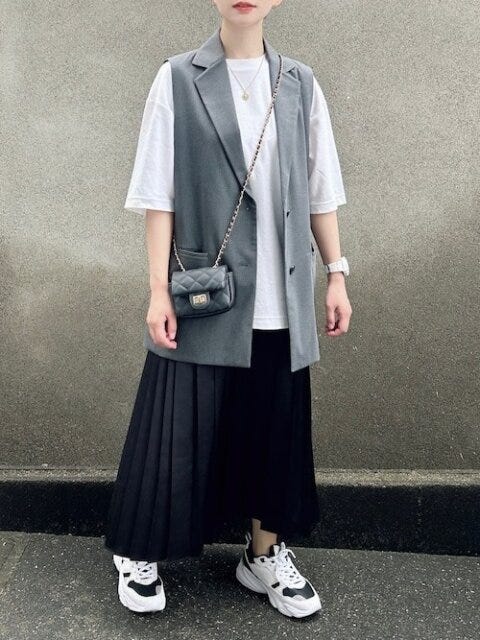 ベスト　コーデ