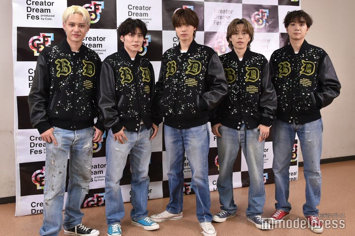 (左から)ひゅうが、あむぎり、やまと、ゆうた、ゆうま(C)モデルプレス