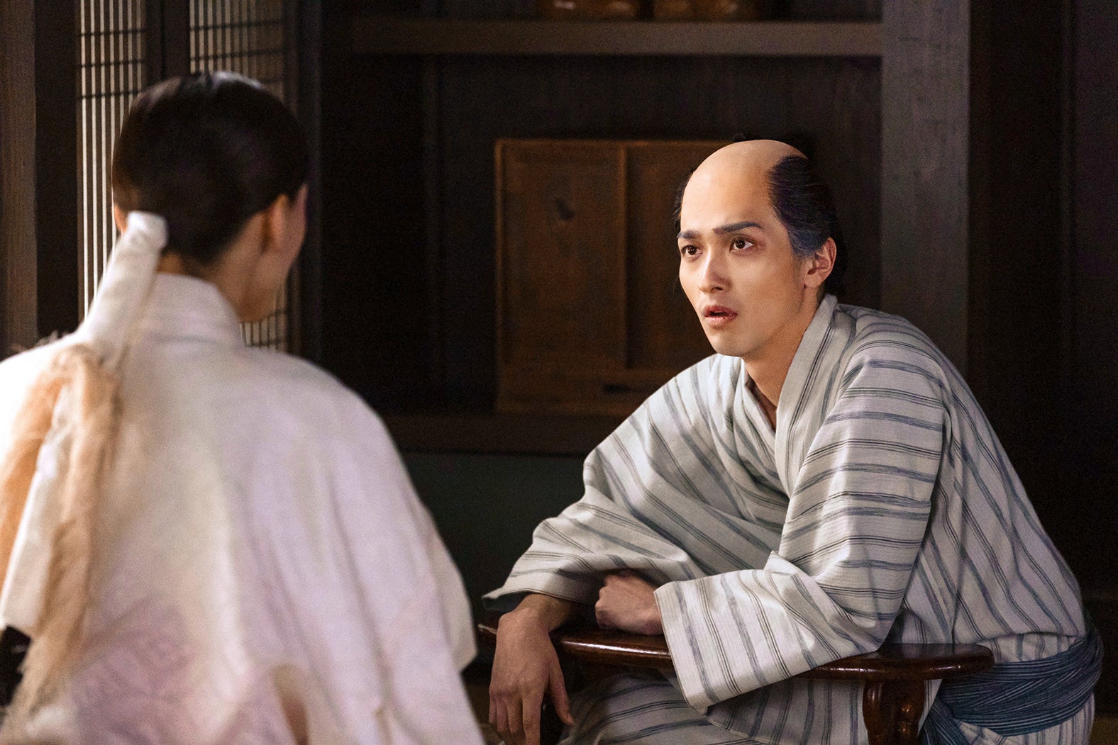 綾瀬はるか、横浜流星（C）NHK