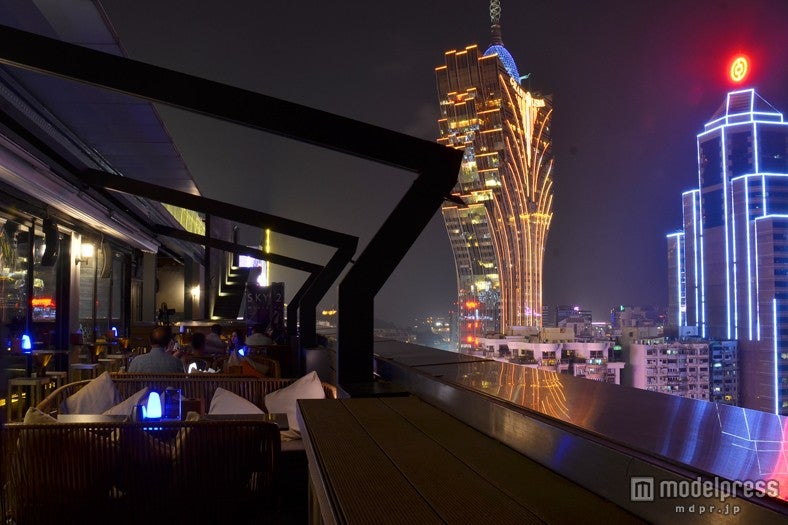 マカオの夜景が一望できるレストラン「Sky21」