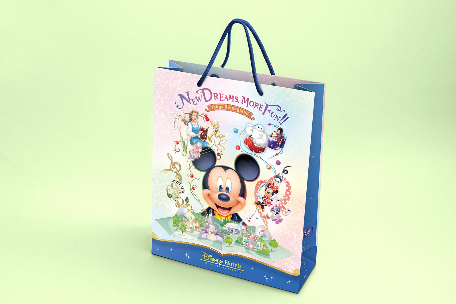 東京ディズニーランドホテルとディズニーアンバサダーホテルのペーパーバッグ （C）Disney