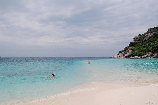 透き通るような海／Koh Nangyuan by ashleyt