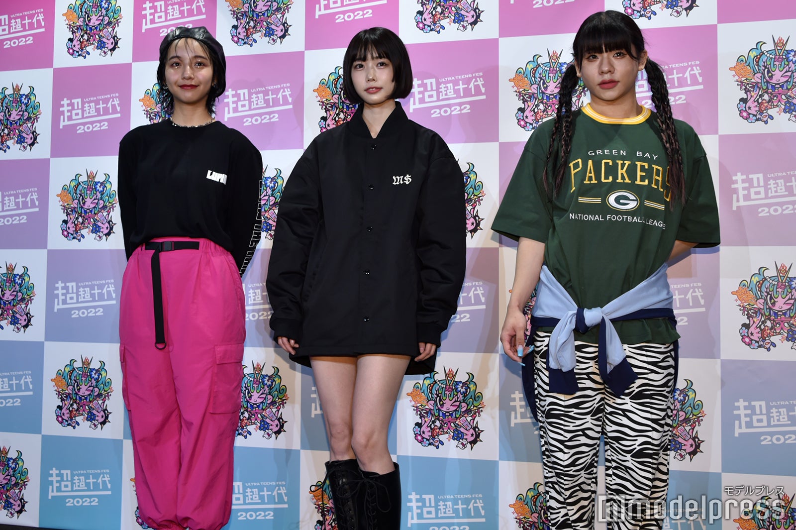 山之内すず、あの、とうあ （C）モデルプレス