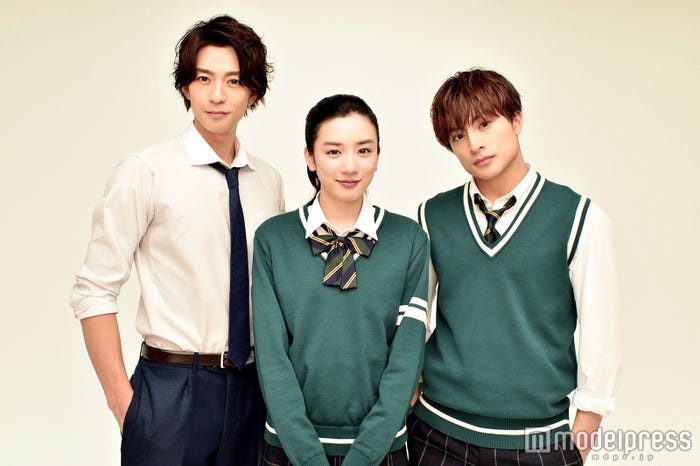 (左から)三浦翔平、永野芽郁、白濱亜嵐(C)モデルプレス