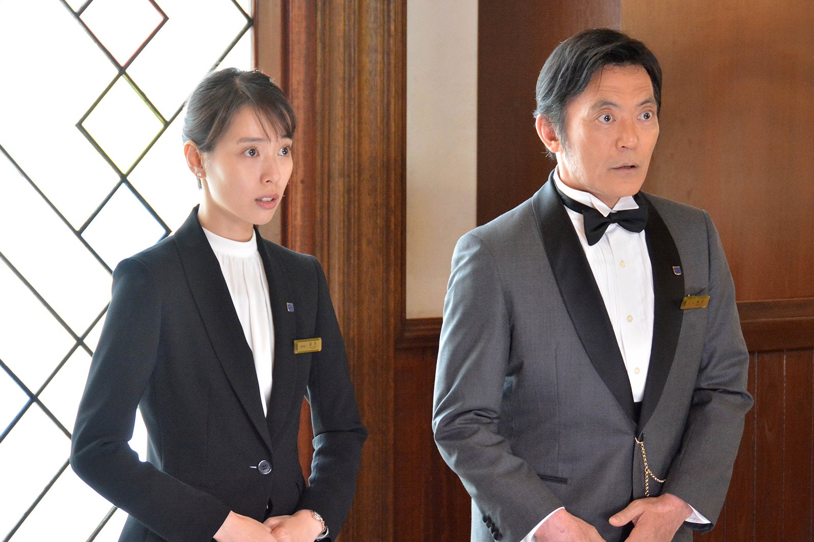 戸田恵梨香、渡辺いっけい／「崖っぷちホテル！」第8話より（C）日本テレビ