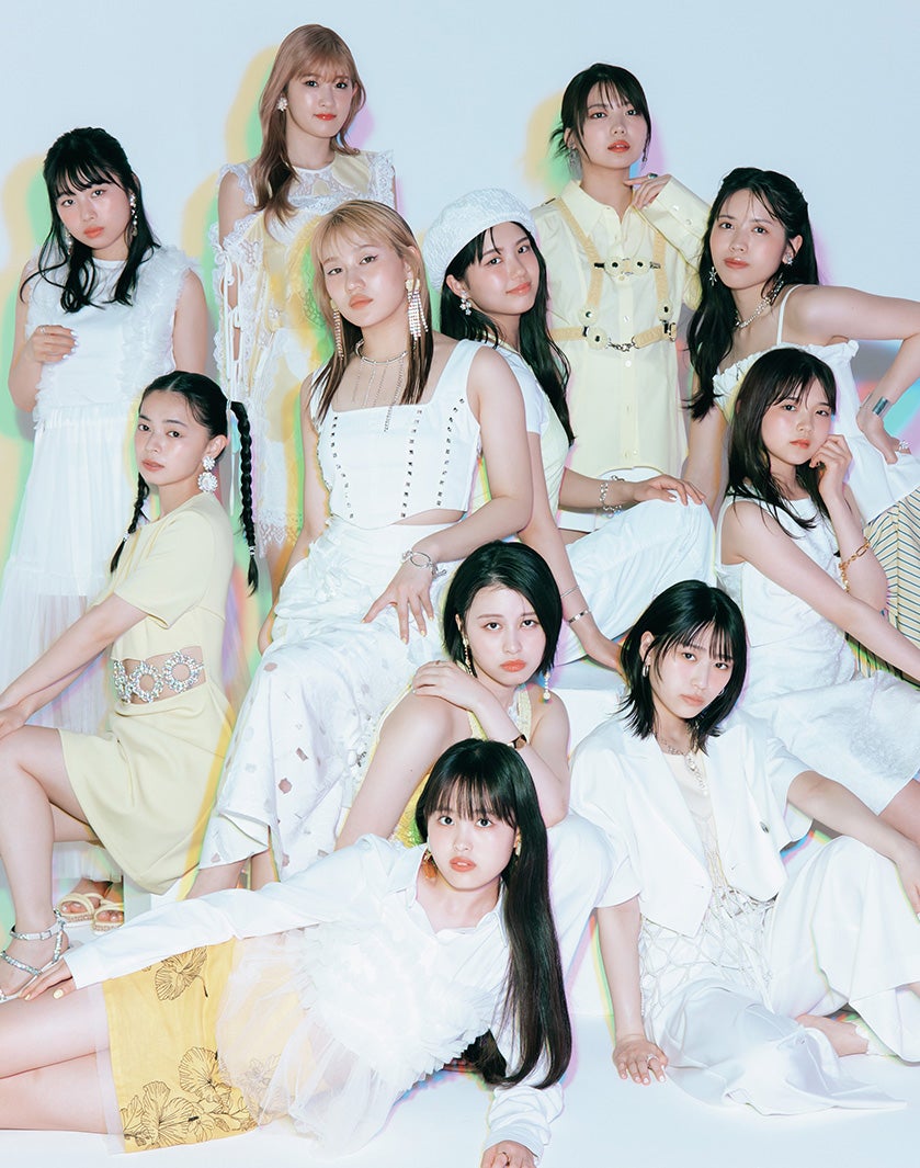 アンジュルム、全員で「CanCam」1年ぶり登場 佐々木莉佳子卒業直前に集結