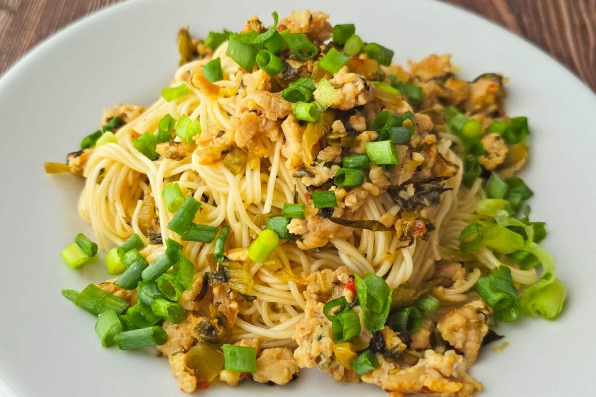 高菜とひき肉のピリ辛そうめん