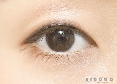 オフィスメイクの完成！／写真・MAKO（C）モデルプレス