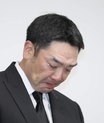 巨人 阿部慎之助監督の辞任で「チャットGPT」がトレンド1位に 長女が通報の際に相談「現代すぎる」「人間がAIに支配される」様々な意見わき起こる