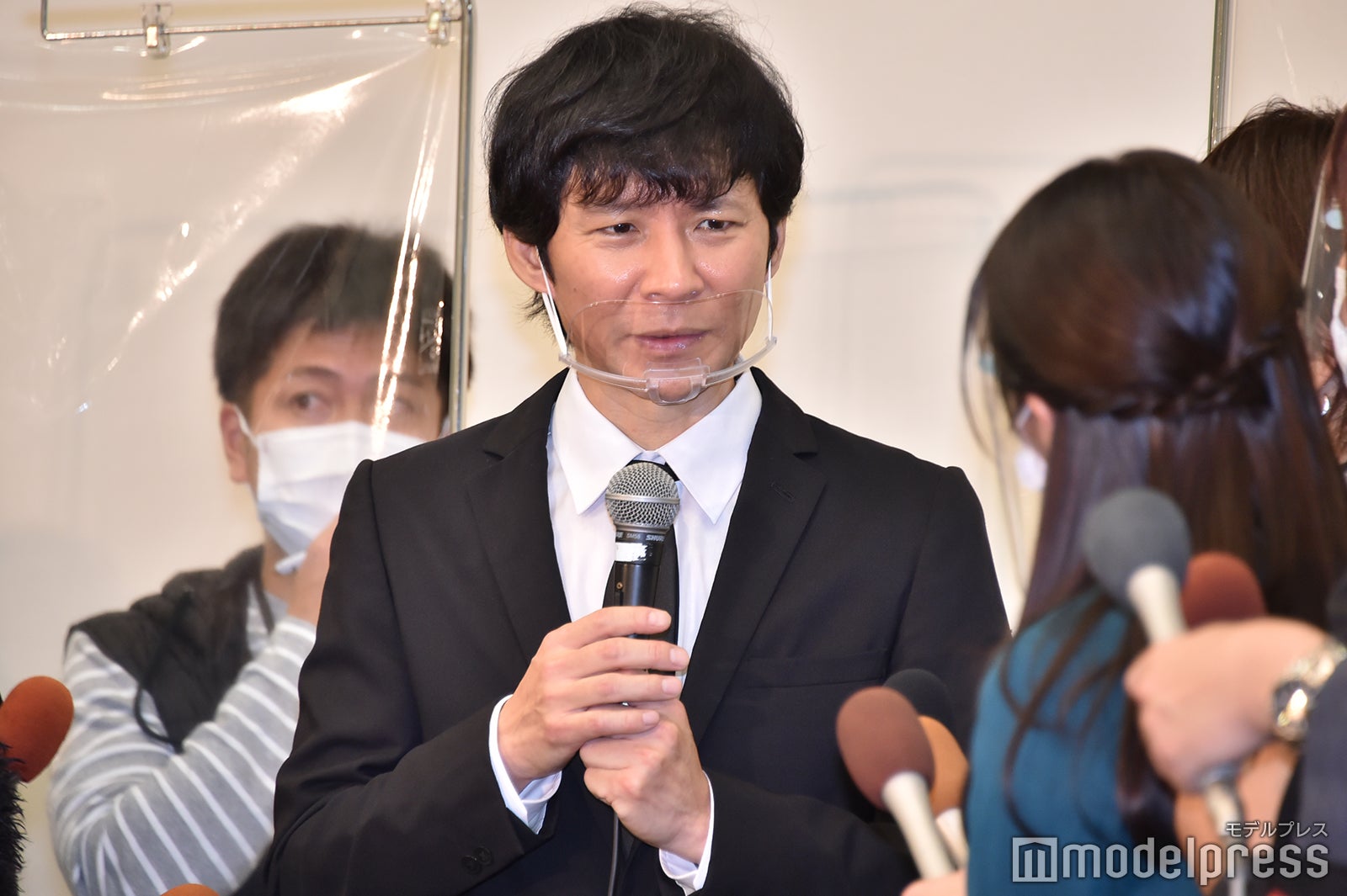 渡部建謝罪会見 （C）モデルプレス