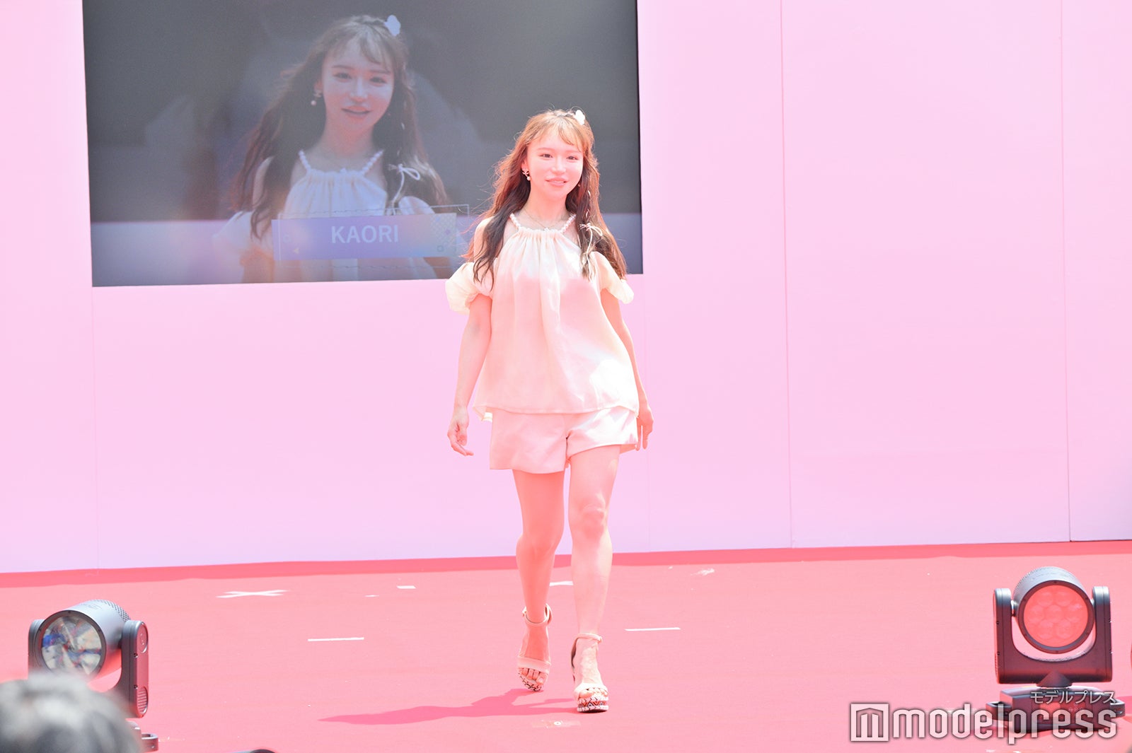 （C）モデルプレス