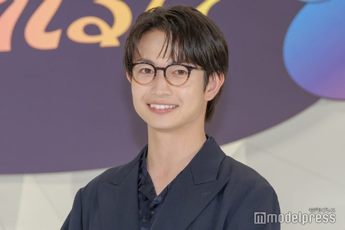 綱啓永(C)モデルプレス