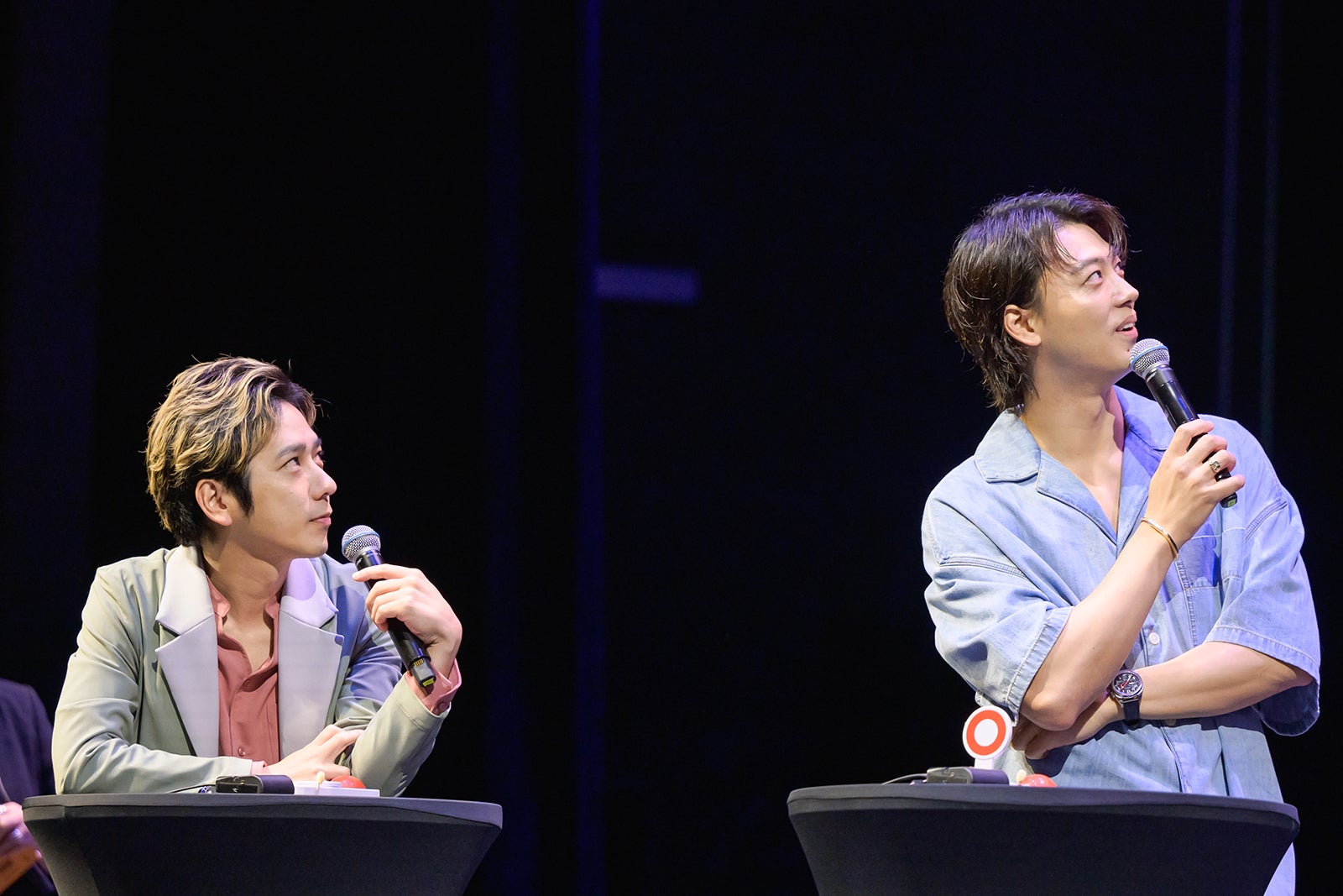 二宮和也、竹内涼真（C）TBS