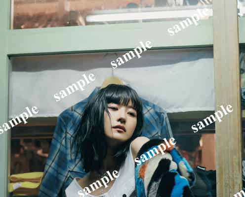 櫻坂46土生瑞穂、クール・幻想的…美スタイル披露 1stフォトブックパネル展4書店限定特典ポストカード公開<Destination>